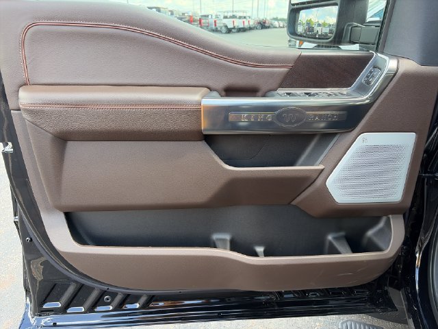 New 2026 Ford F350 King Ranch w/ Chrome Package AWD/4WD image 17