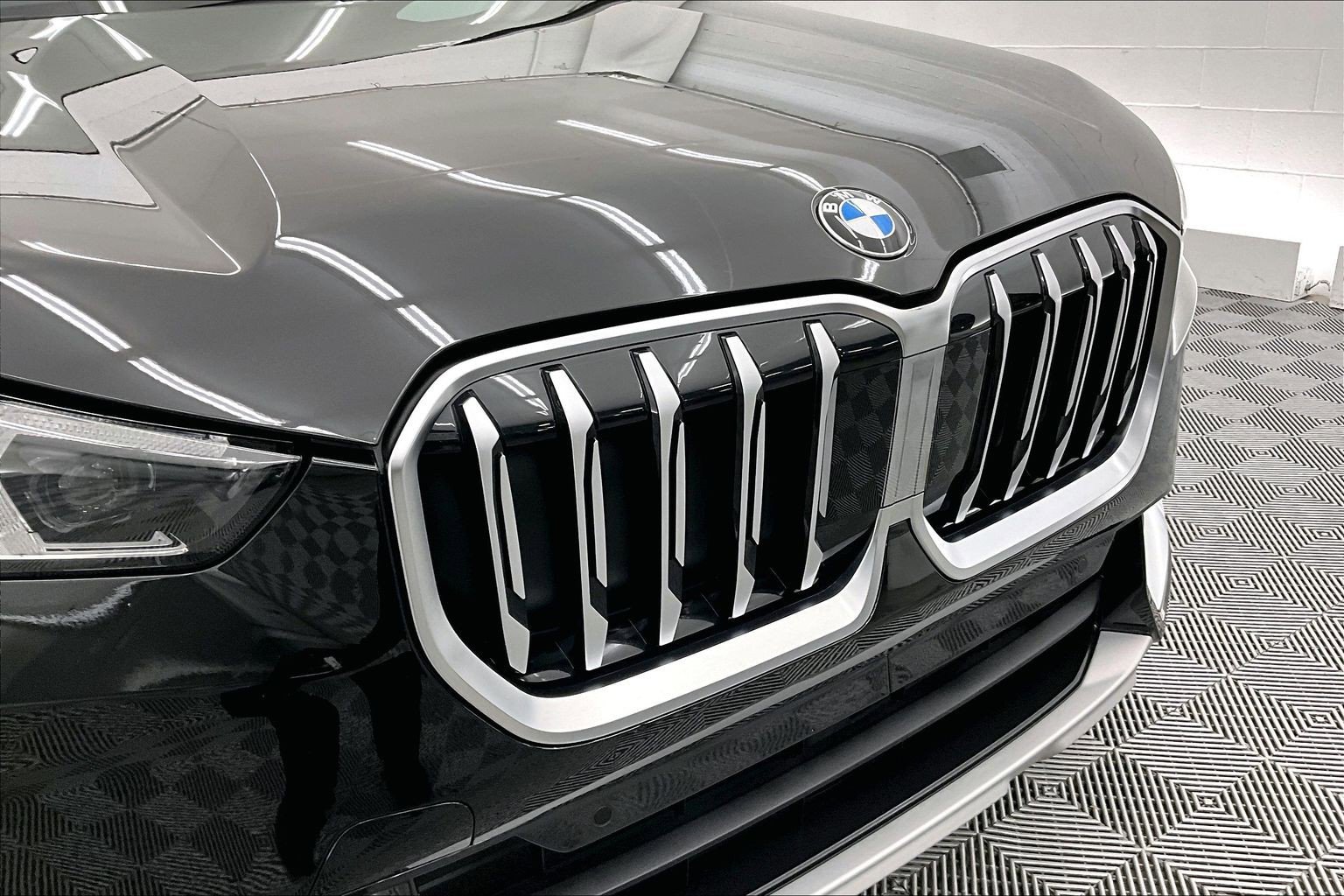 Used 2024 BMW X1 xDrive28i w/ Convenience Package AWD/4WD image 30