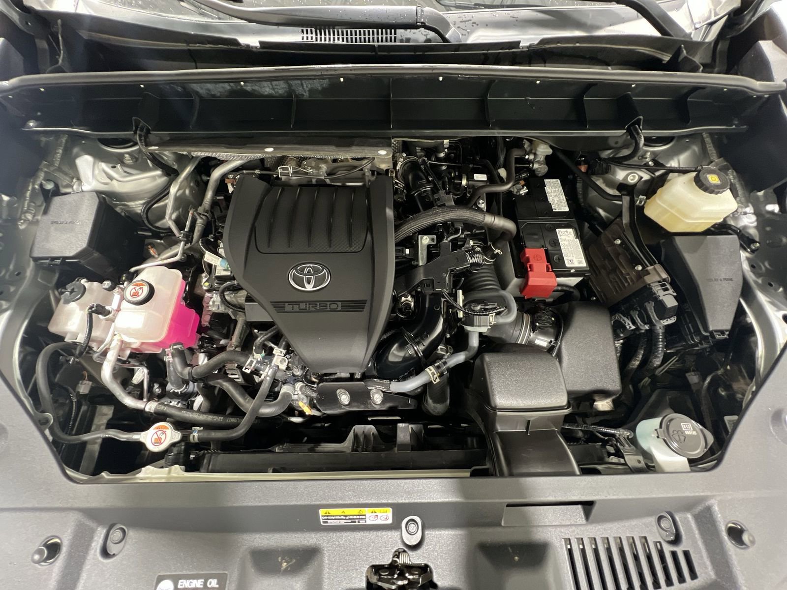 Used 2024 Toyota Highlander XLE image 26