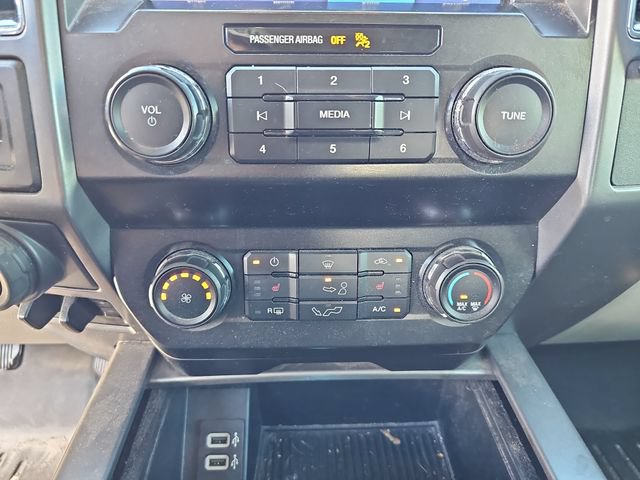 Used 2019 Ford F150 XLT w/ Equipment Group 302A Luxury AWD/4WD image 21