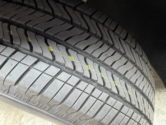 Used 2023 Chevrolet Traverse LT image 31