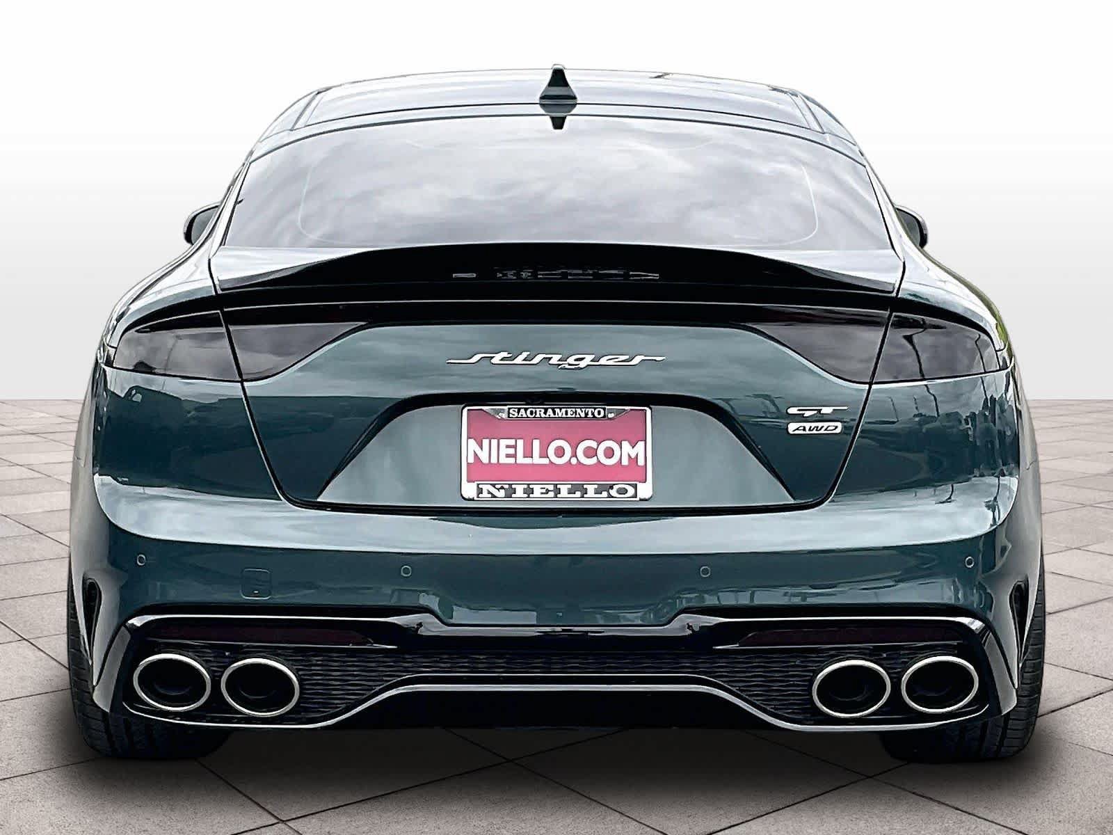 Used 2022 Kia Stinger GT2 AWD/4WD image 6