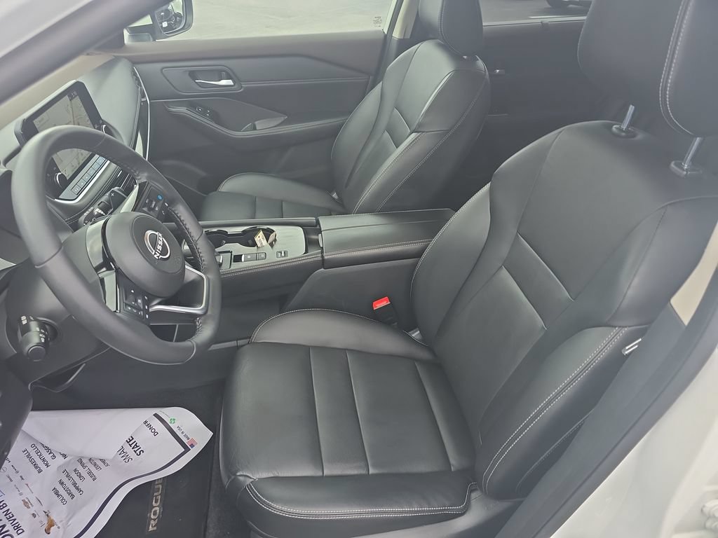 Used 2023 Nissan Rogue SL w/ SL Premium Package FWD image 9