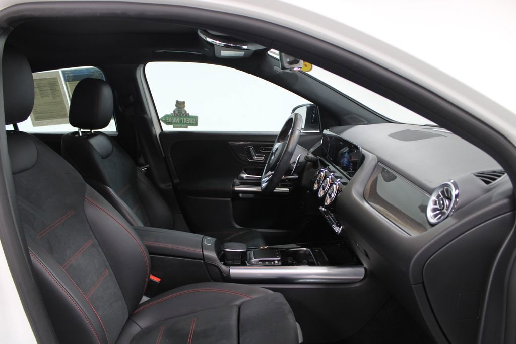 Used 2022 Mercedes-Benz GLA 35 AMG 4MATIC image 27