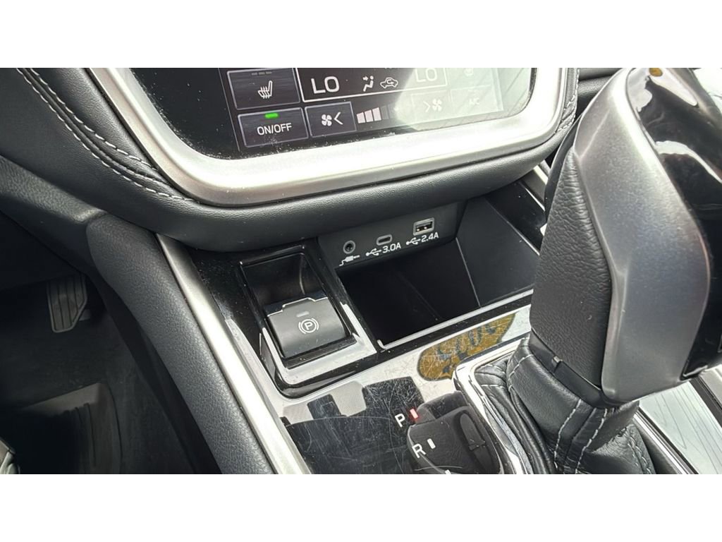 Used 2025 Subaru Outback Limited image 24