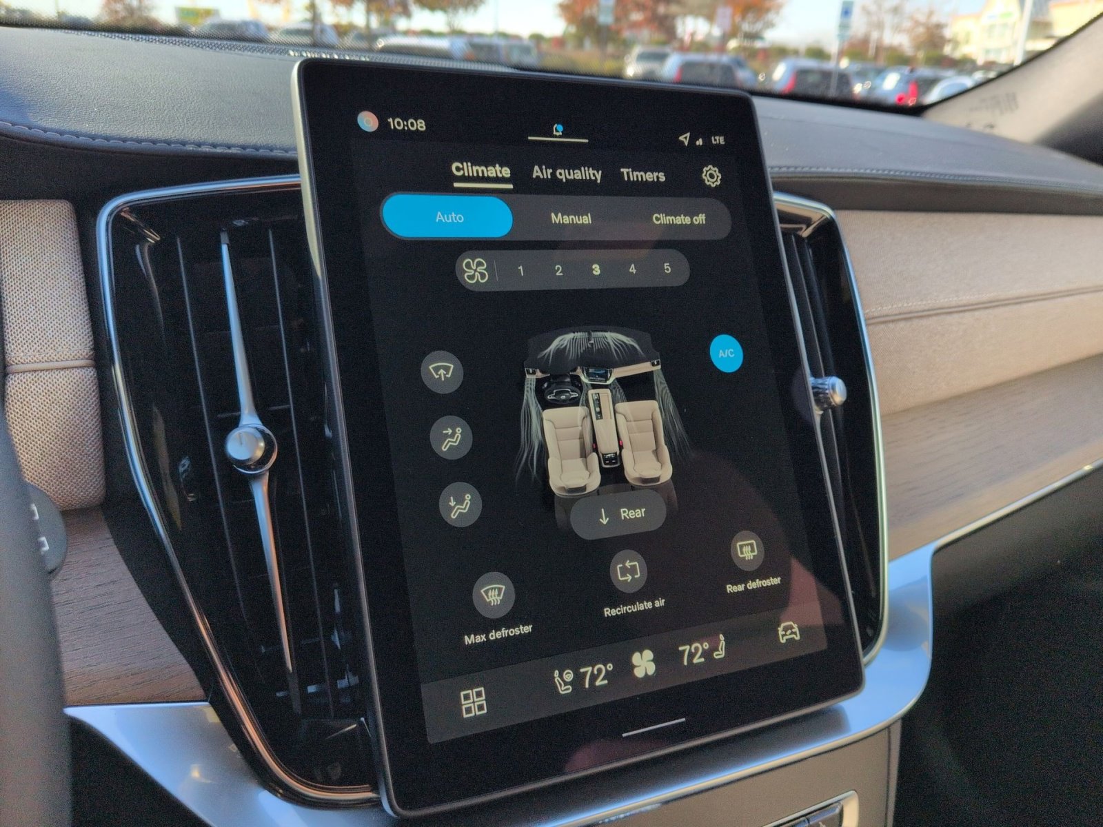 New 2026 Volvo XC90 B6 Ultra w/ Protection Package Premier image 21