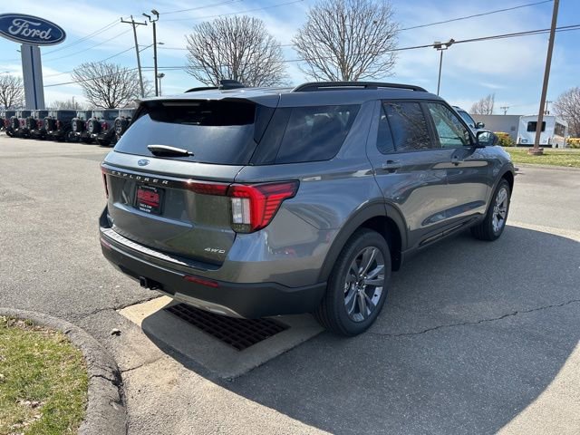 New 2026 Ford Explorer Active w/ Active Comfort Package image 7