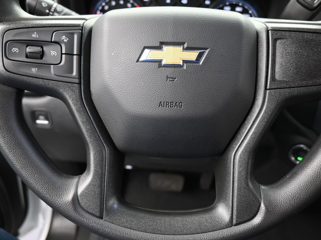 Used 2025 Chevrolet Silverado 1500 Custom image 30