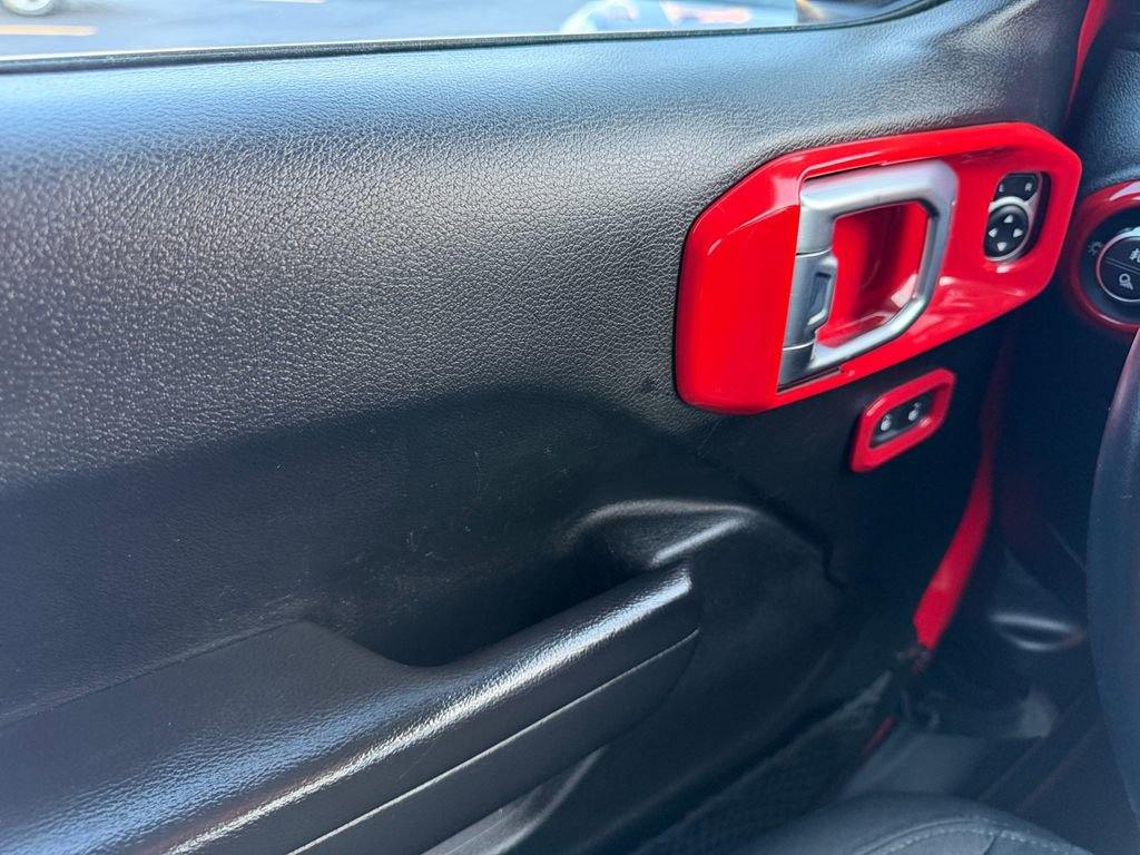 Used 2021 Jeep Gladiator Sport image 11