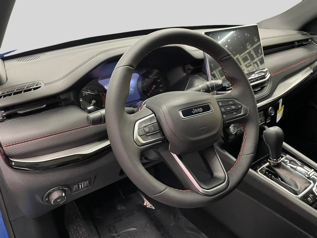 New 2026 Jeep Compass Trailhawk image 14