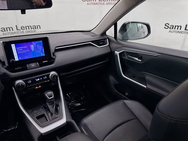 Used 2023 Toyota RAV4 XLE Premium image 23