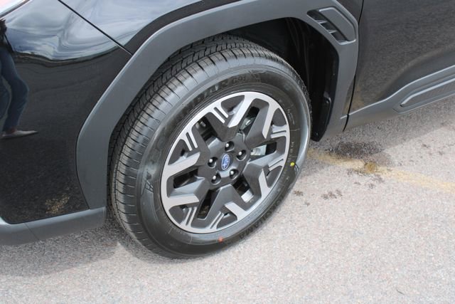 New 2026 Subaru Forester Premium AWD/4WD image 12