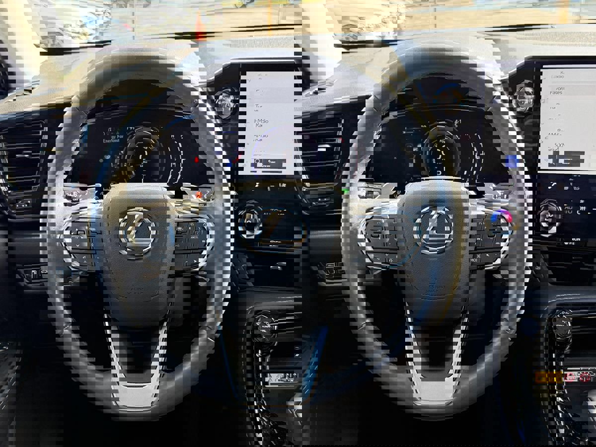 Used 2024 Lexus NX 350h AWD w/ Vision Package image 16