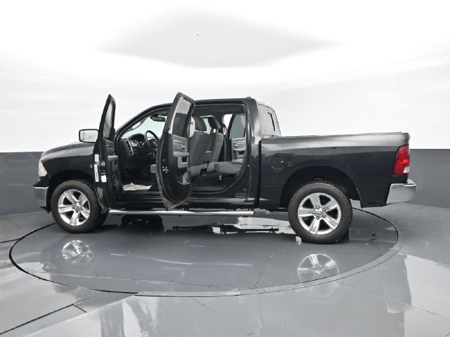 Used 2016 RAM 1500 Classic SLT AWD/4WD image 28