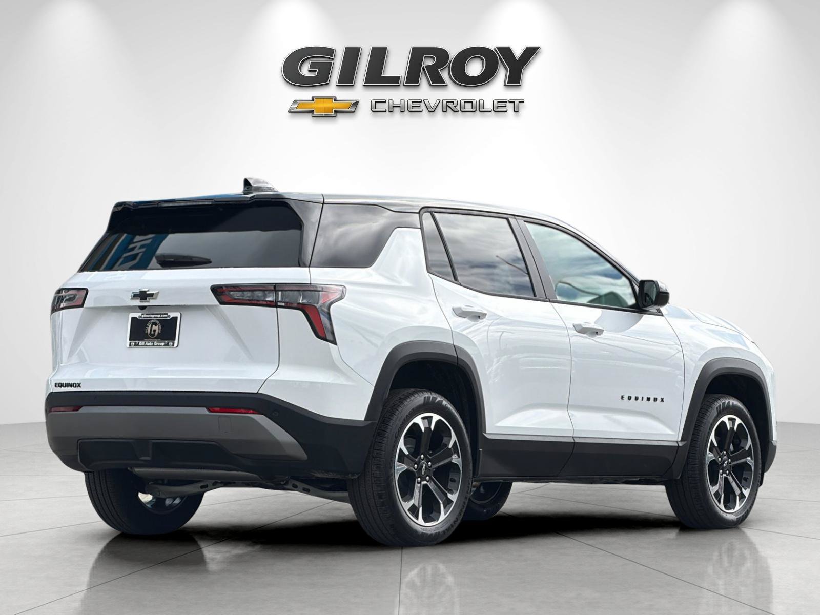 New 2027 Chevrolet Equinox LT FWD image 3