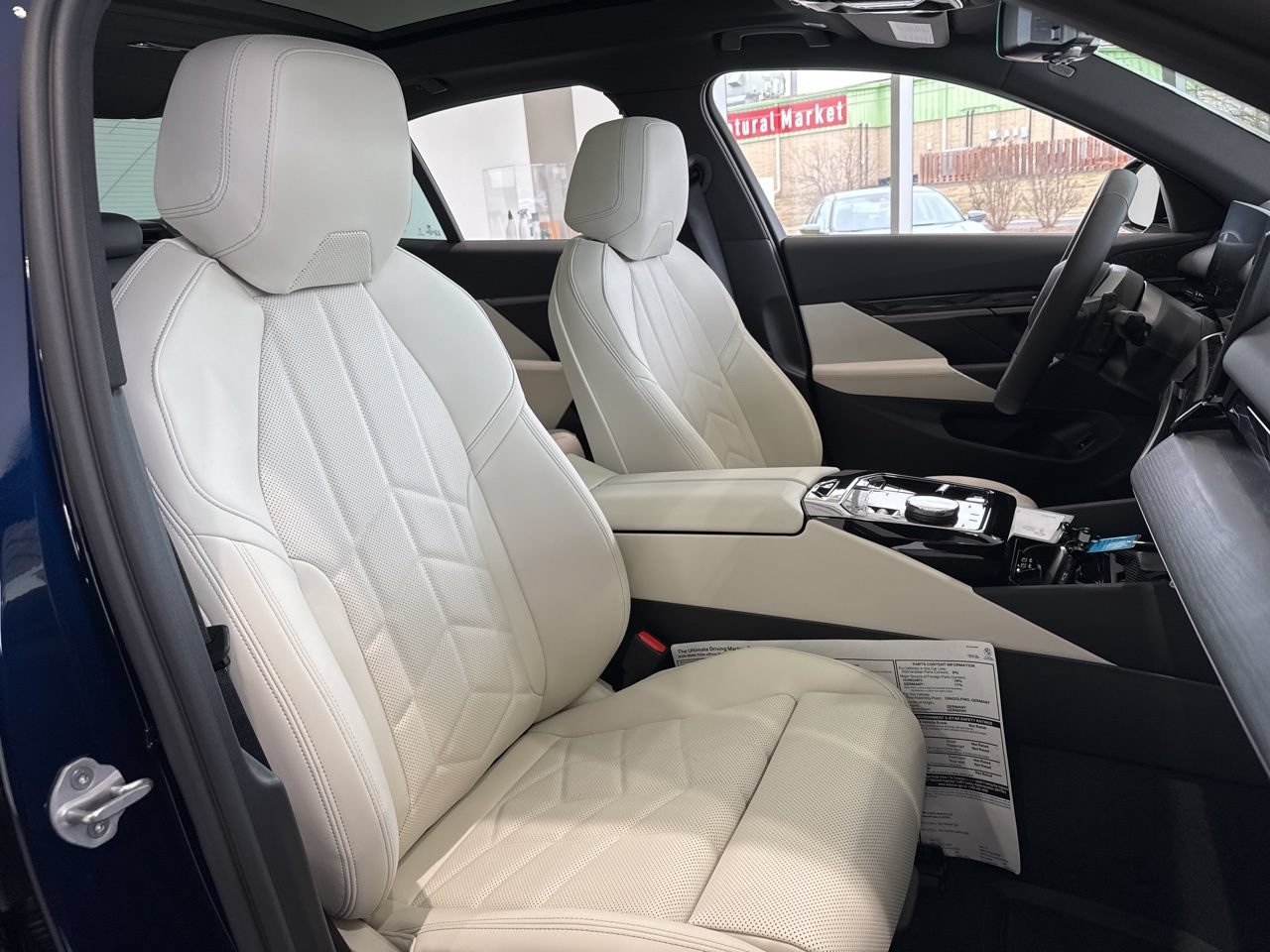 New 2026 BMW 550e xDrive AWD/4WD image 53