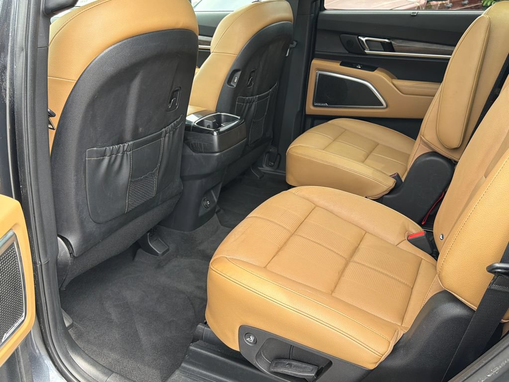 Used 2021 Kia Telluride SX w/ Towing Package AWD/4WD image 19