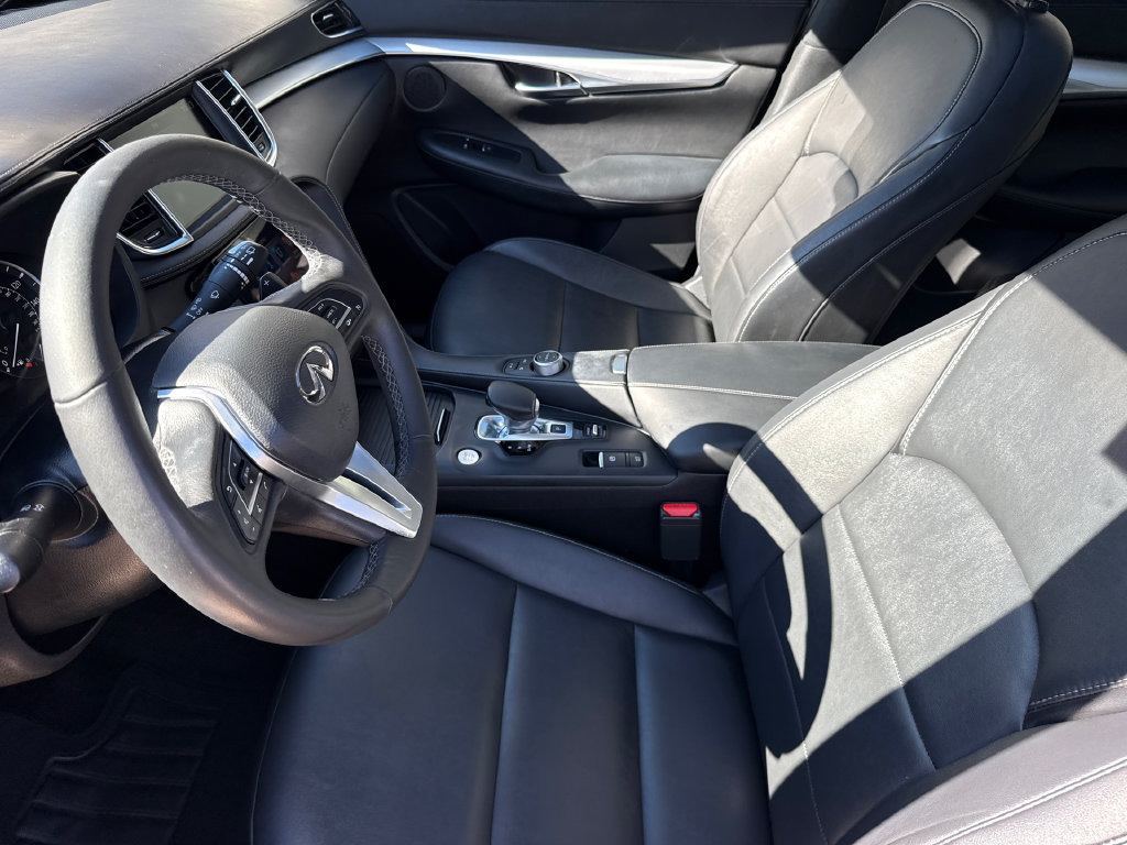Used 2020 INFINITI QX50 Luxe FWD image 19