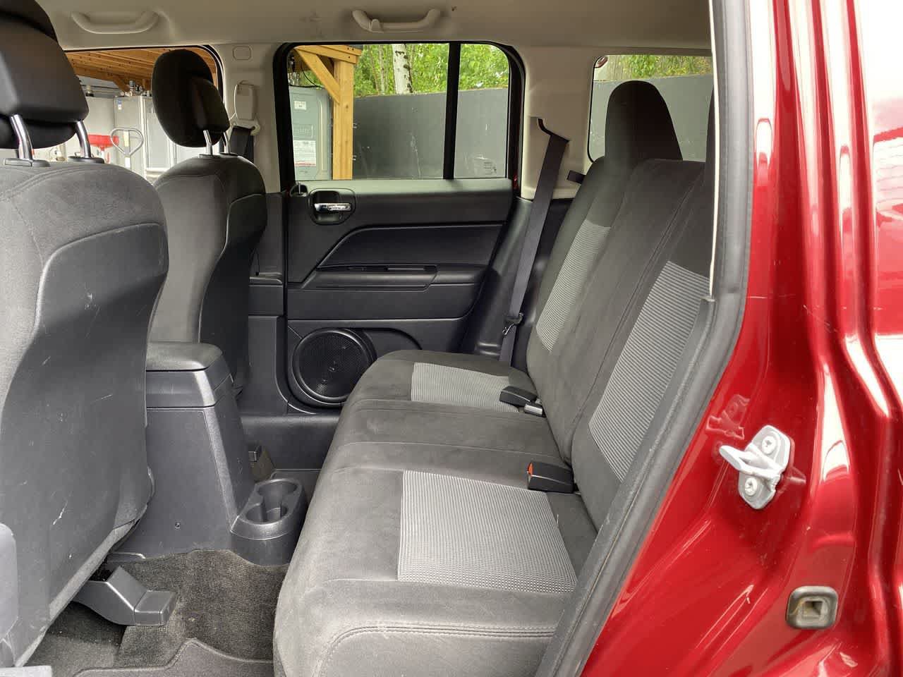 Used 2015 Jeep Patriot Sport w/ Power Value Group AWD/4WD image 17