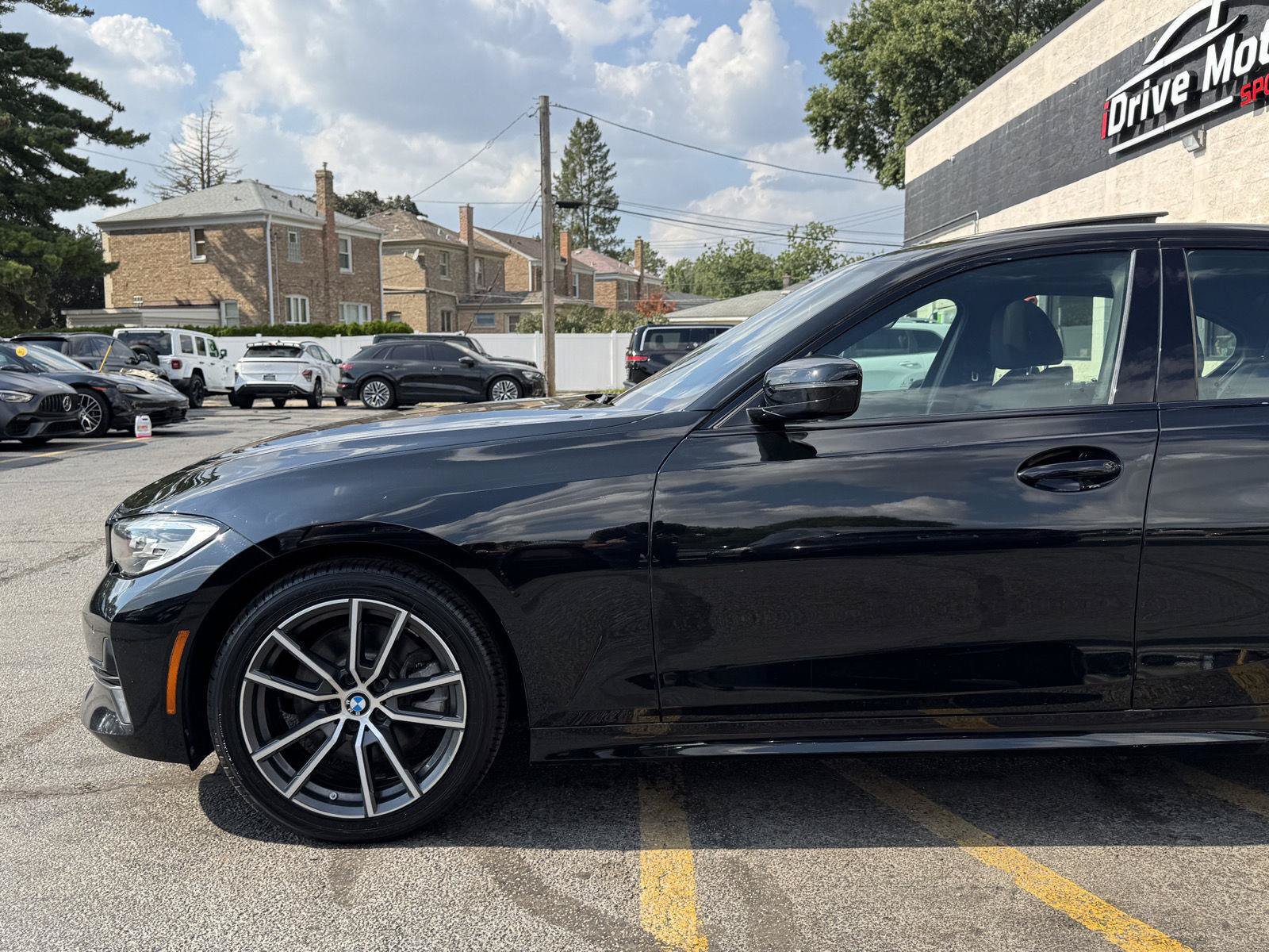 Used 2020 BMW 330i Sedan RWD image 4