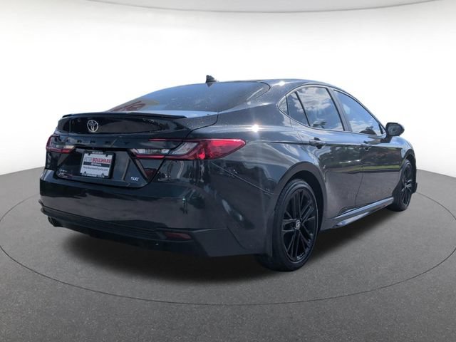 Used 2026 Toyota Camry SE FWD image 4