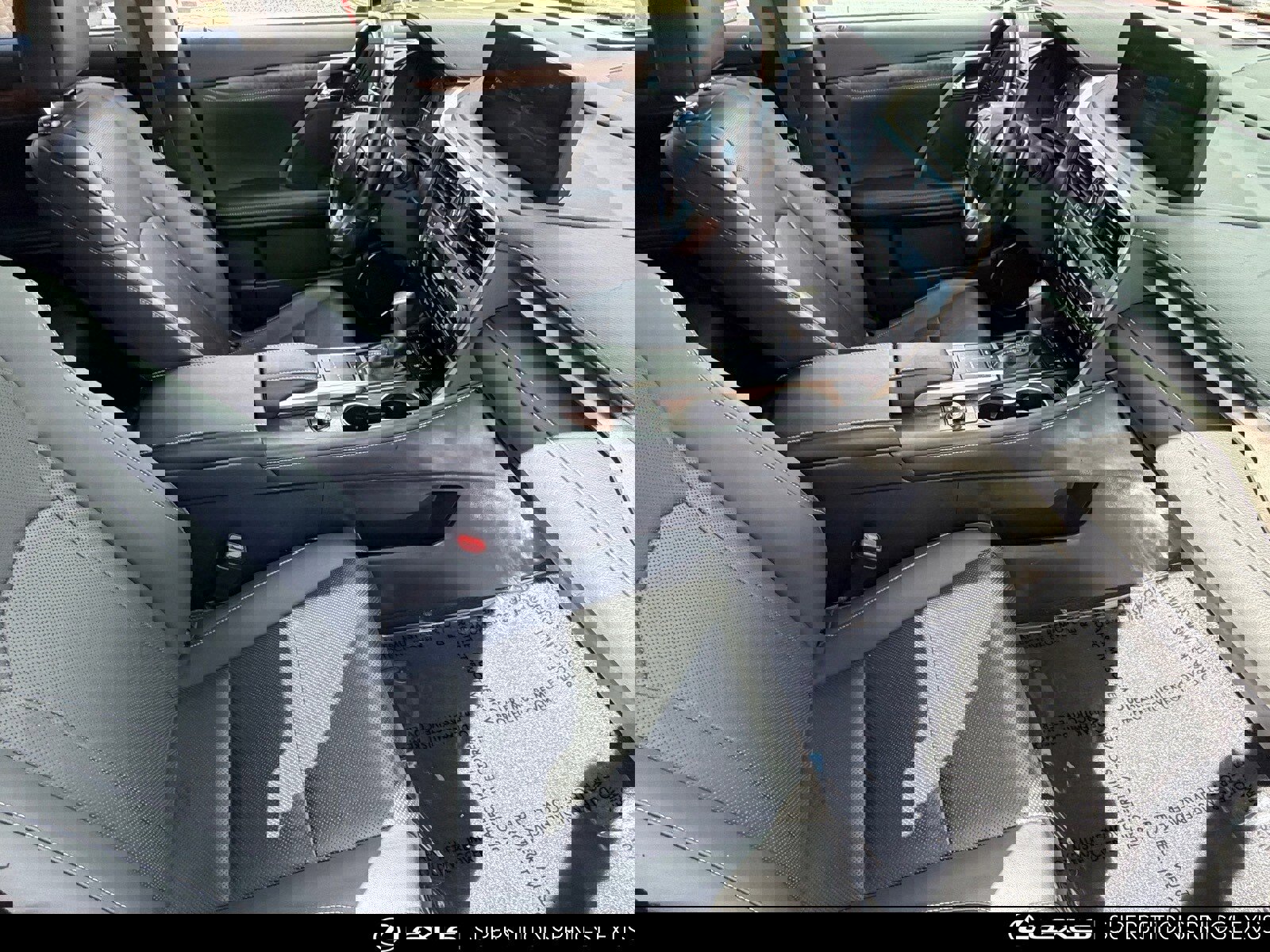 Certified 2021 Lexus RX 350L Premium w/ Premium Package image 12