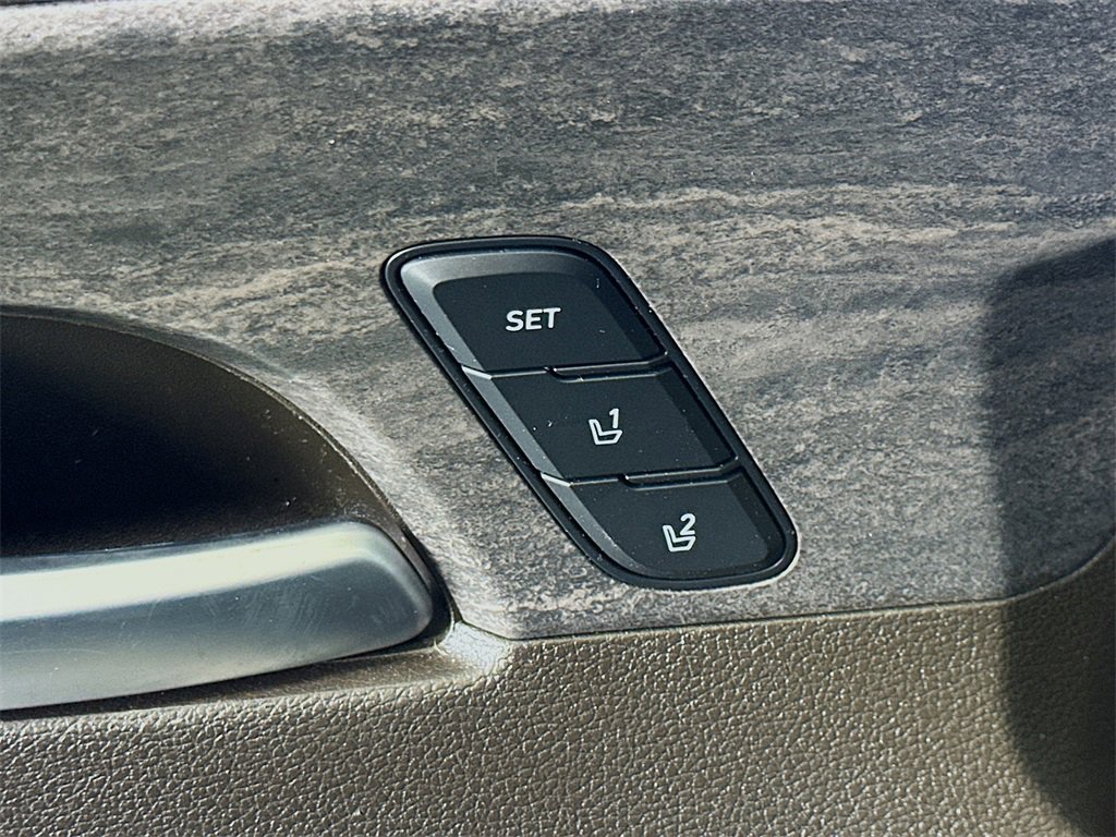 Used 2019 Hyundai Santa Fe FWD image 20