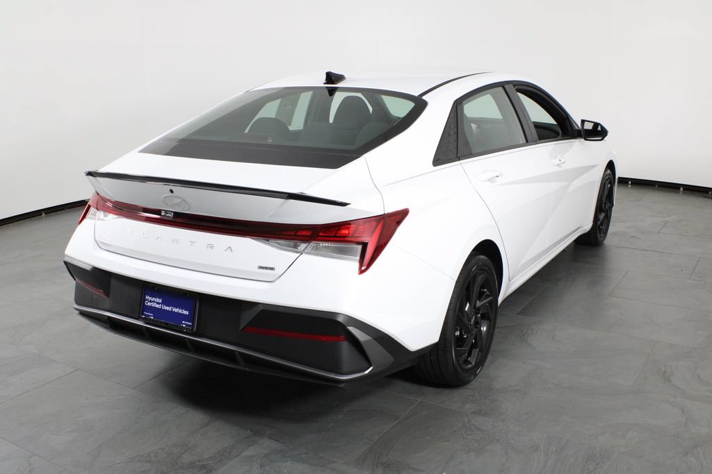 Certified 2026 Hyundai Elantra SEL FWD image 4