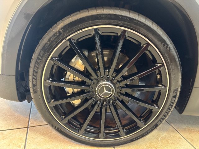 Used 2022 Mercedes-Benz GLB 35 AMG 4MATIC image 17