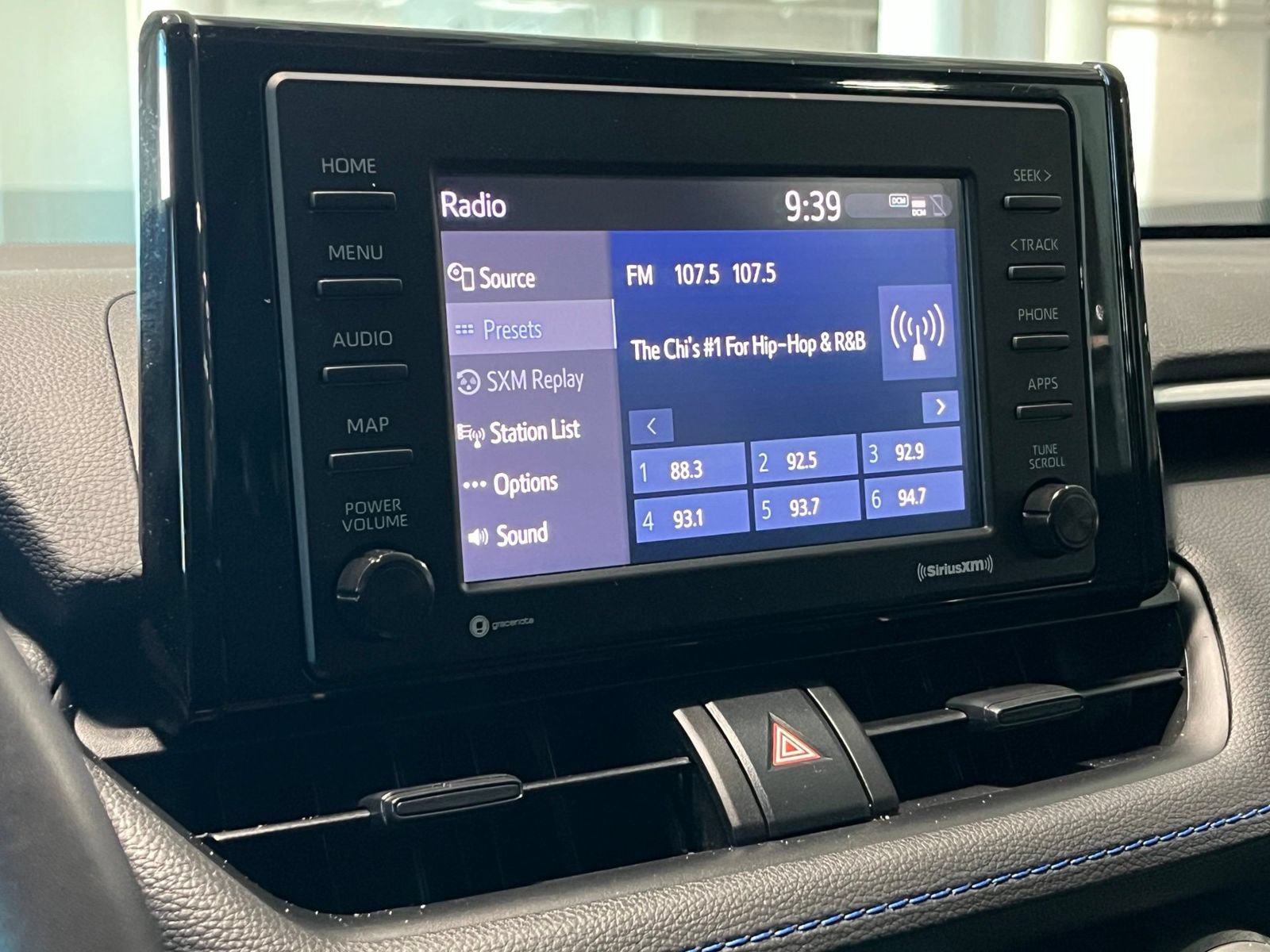 Used 2022 Toyota RAV4 SE AWD/4WD image 22