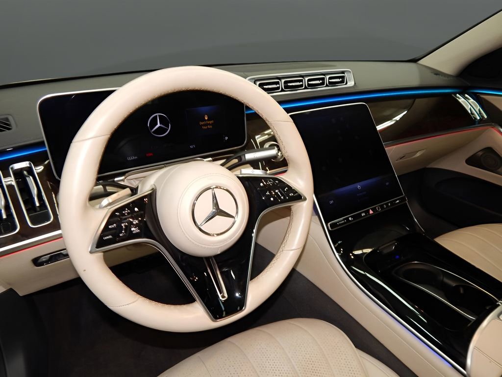 Used 2023 Mercedes-Benz S 500 4MATIC w/ AMG Line image 16