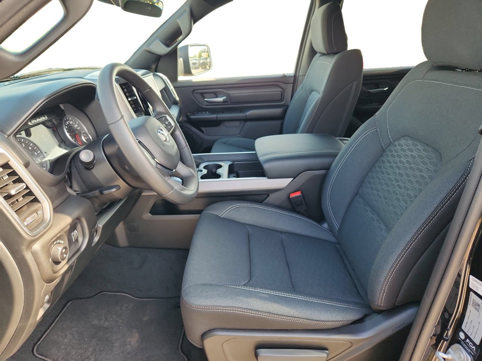 New 2026 RAM 1500 Express AWD/4WD image 12