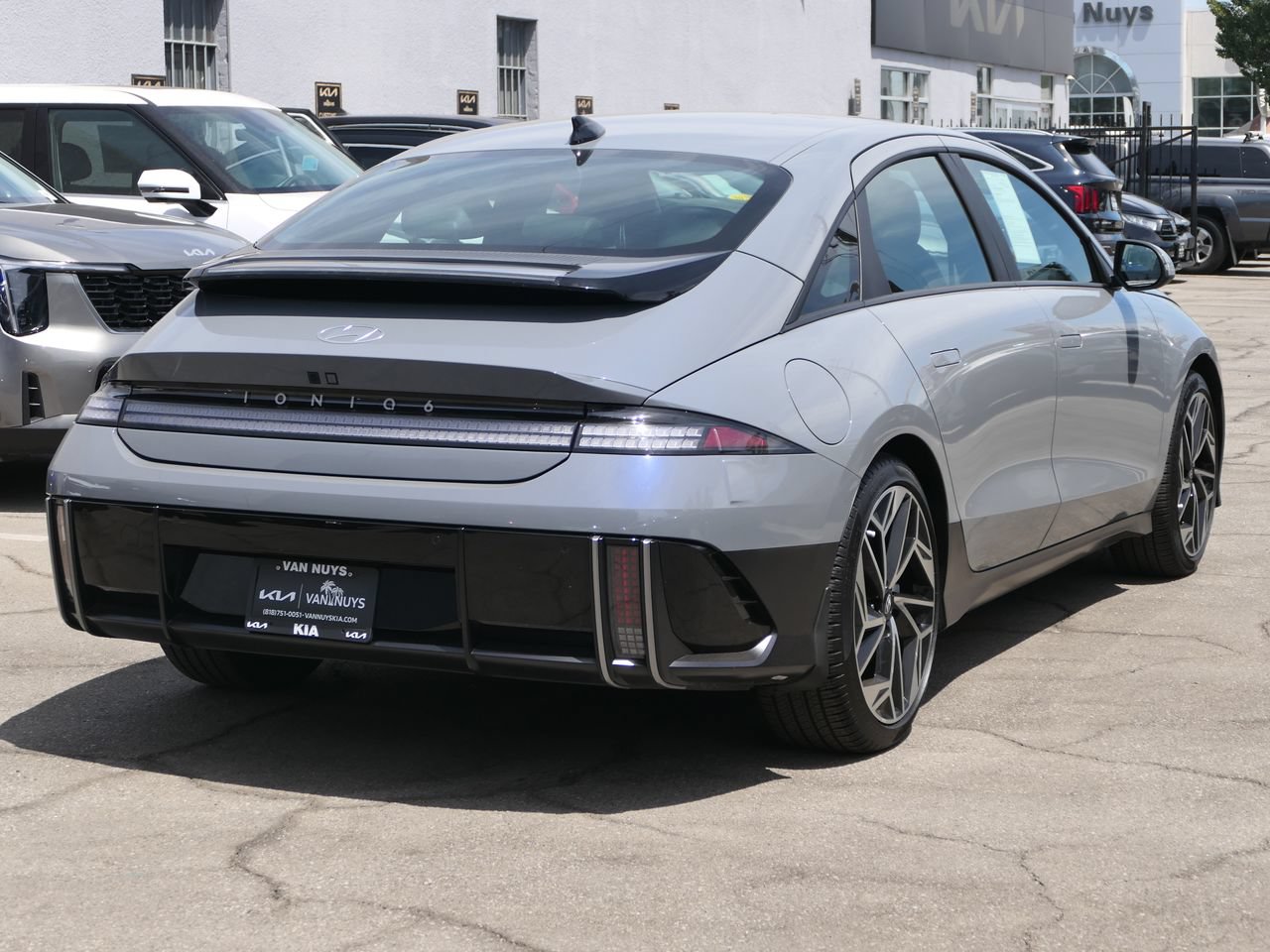 Used 2024 Hyundai Ioniq 6 SEL RWD image 2