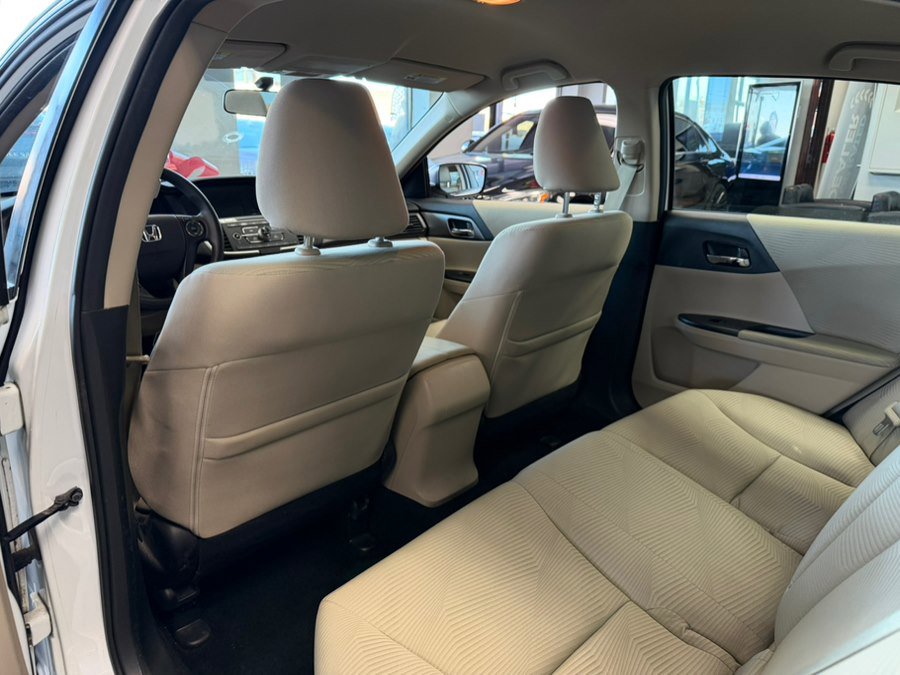Used 2015 Honda Accord LX image 23