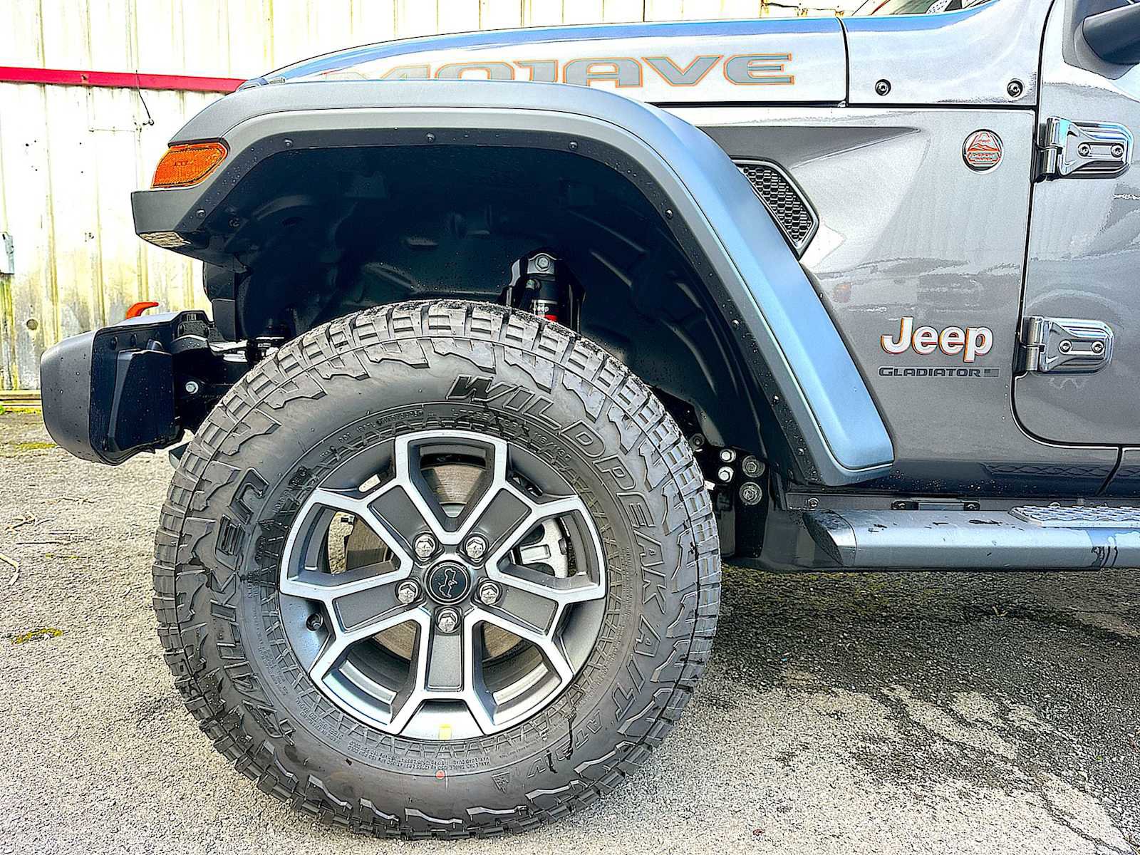 New 2026 Jeep Gladiator Mojave w/ Dual Top Group AWD/4WD image 18