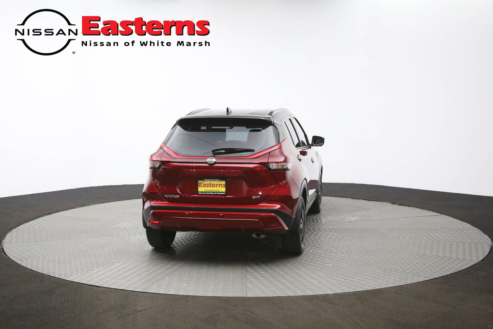 Used 2023 Nissan Kicks SR w/ SR Premium Package image 60