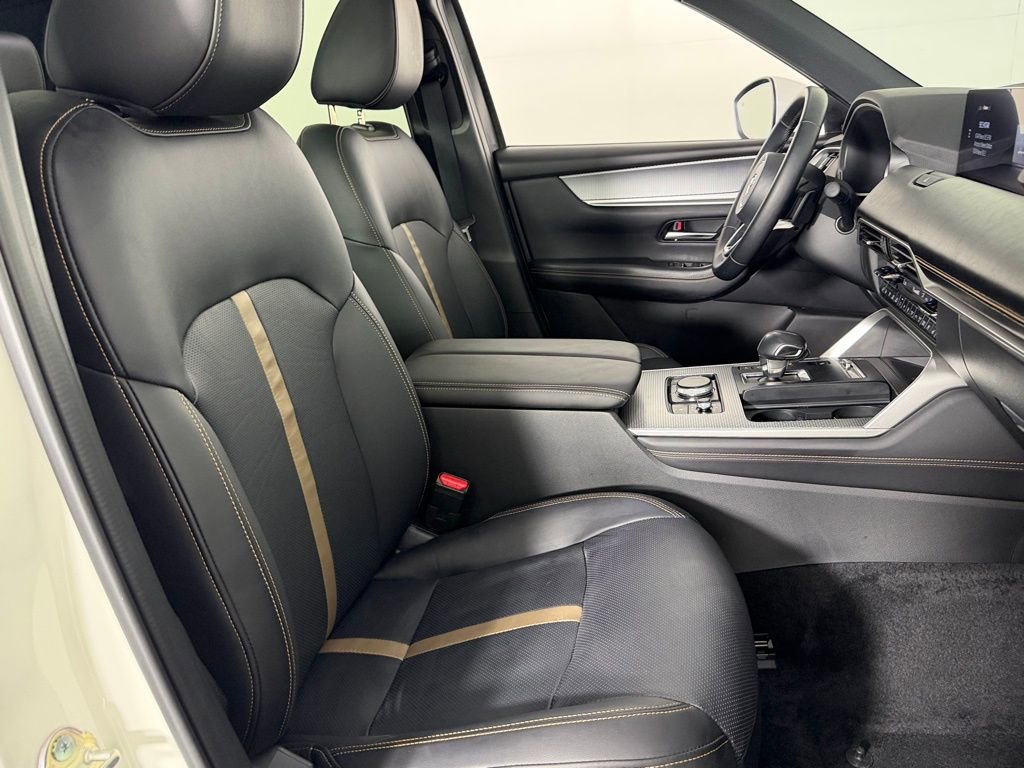 Used 2025 MAZDA CX-90 Plug-In Hybrid w/ Premium Plus image 35
