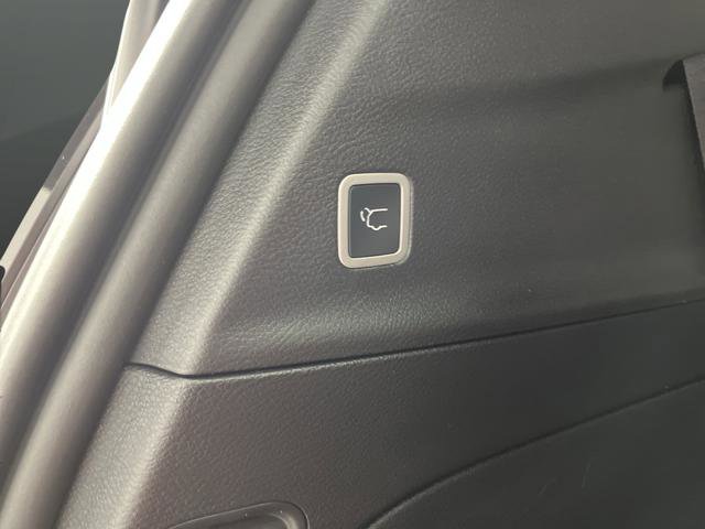 New 2026 Chrysler Pacifica Select image 15