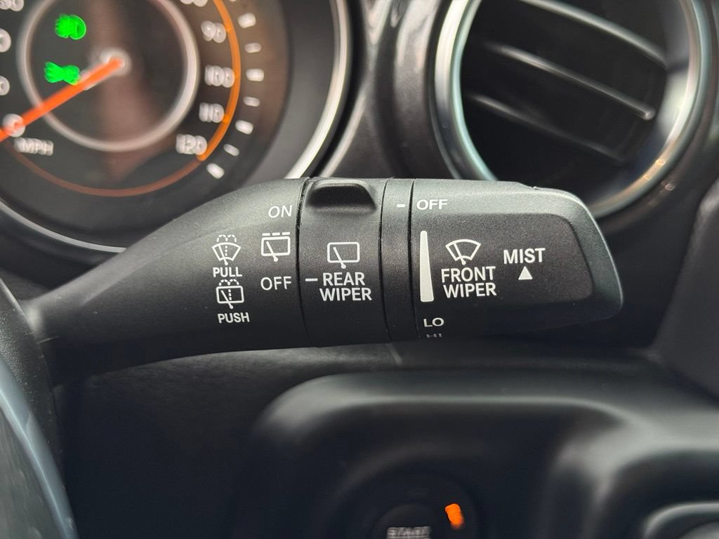 Used 2021 Jeep Wrangler Unlimited Sahara AWD/4WD image 41