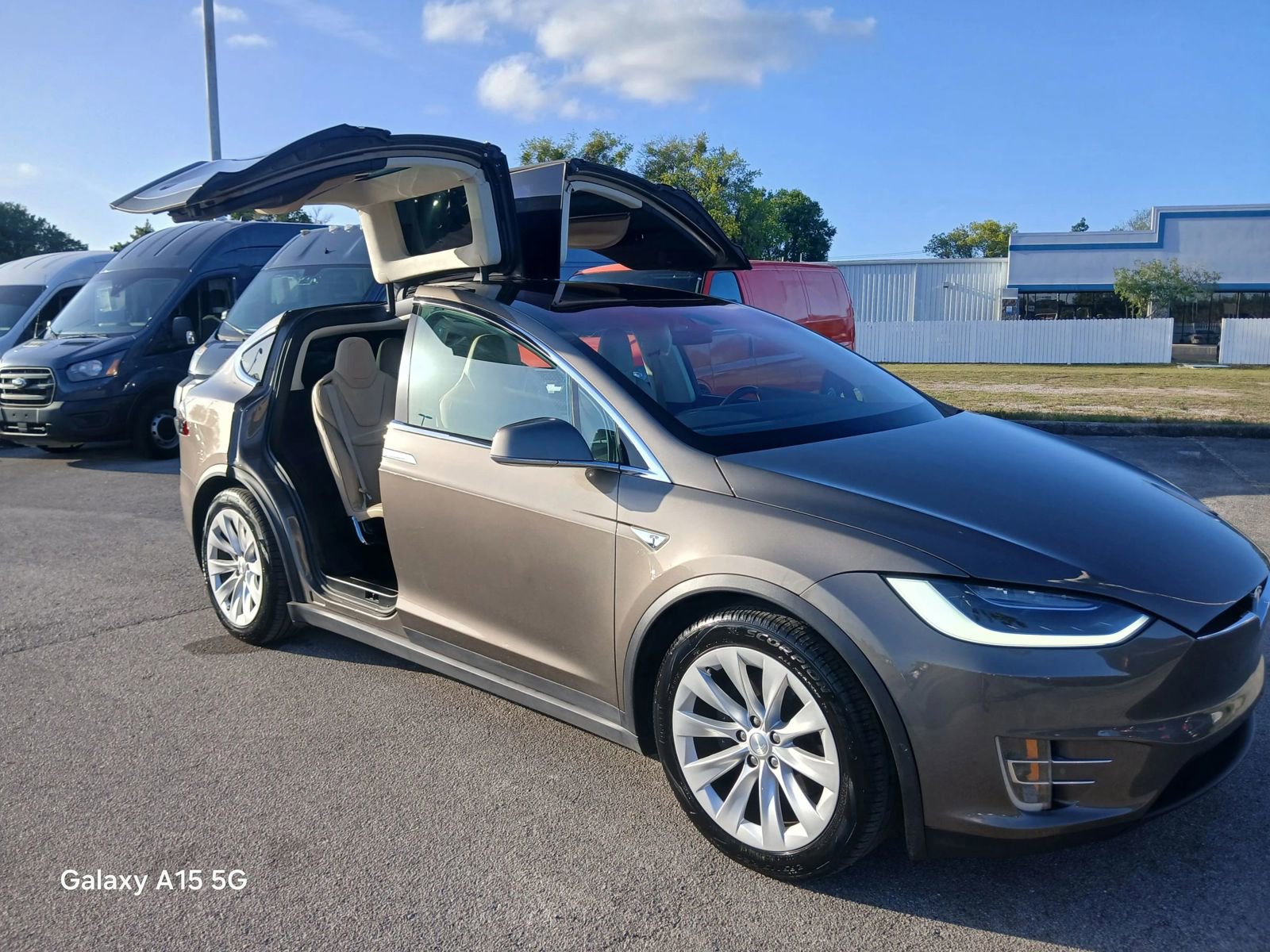Used 2016 Tesla Model X 90D image 15