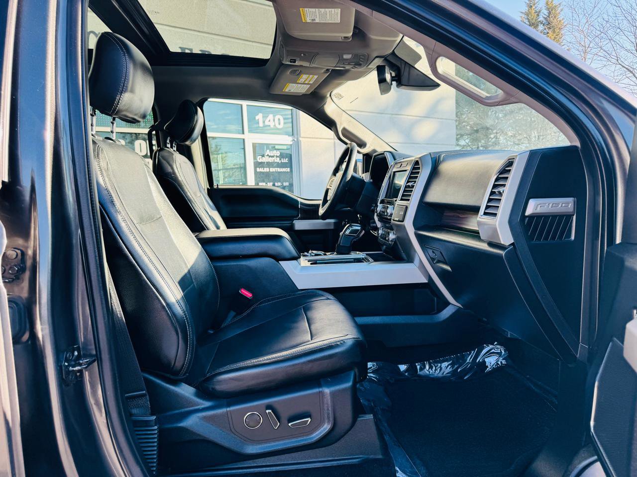 Used 2016 Ford F150 Lariat w/ Equipment Group 502A Luxury image 21