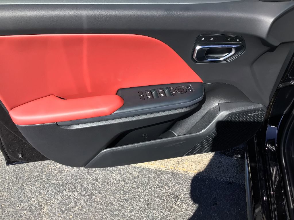 New 2025 Kia K4 GT-Line image 9