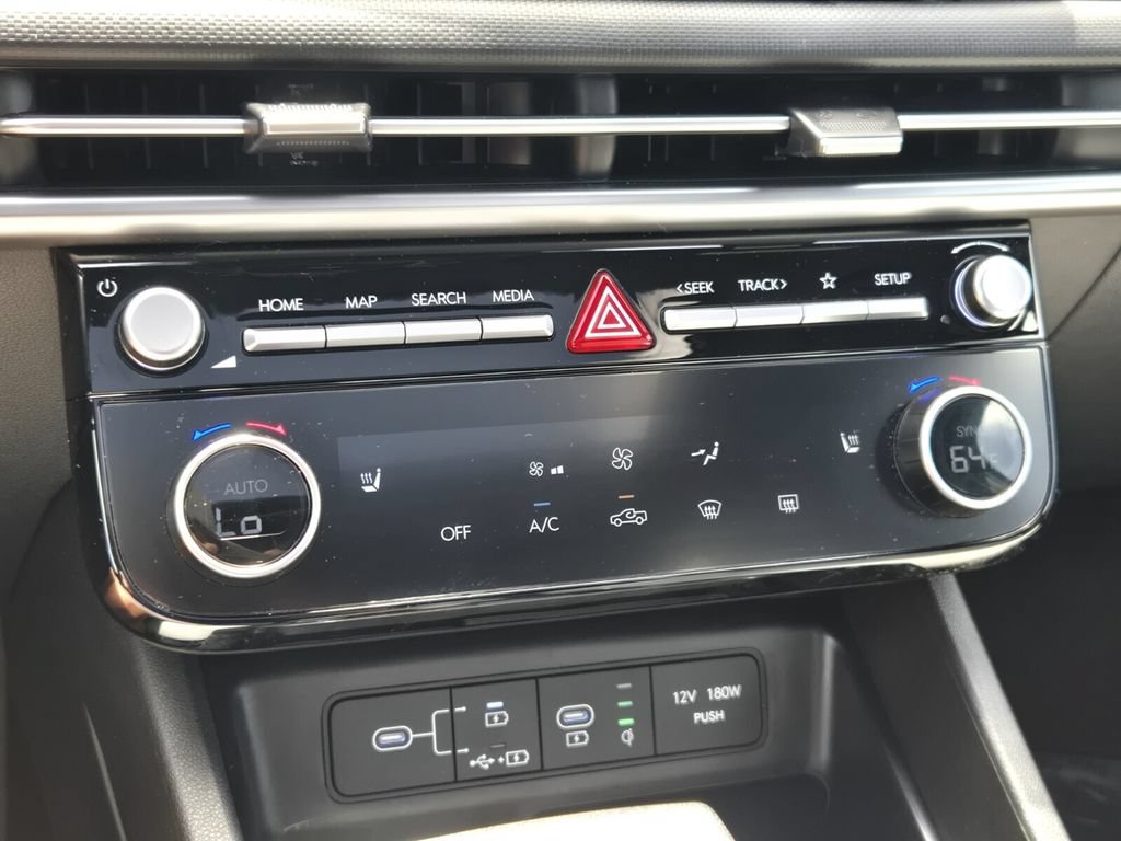 Certified 2026 Hyundai Santa Cruz SEL FWD image 21