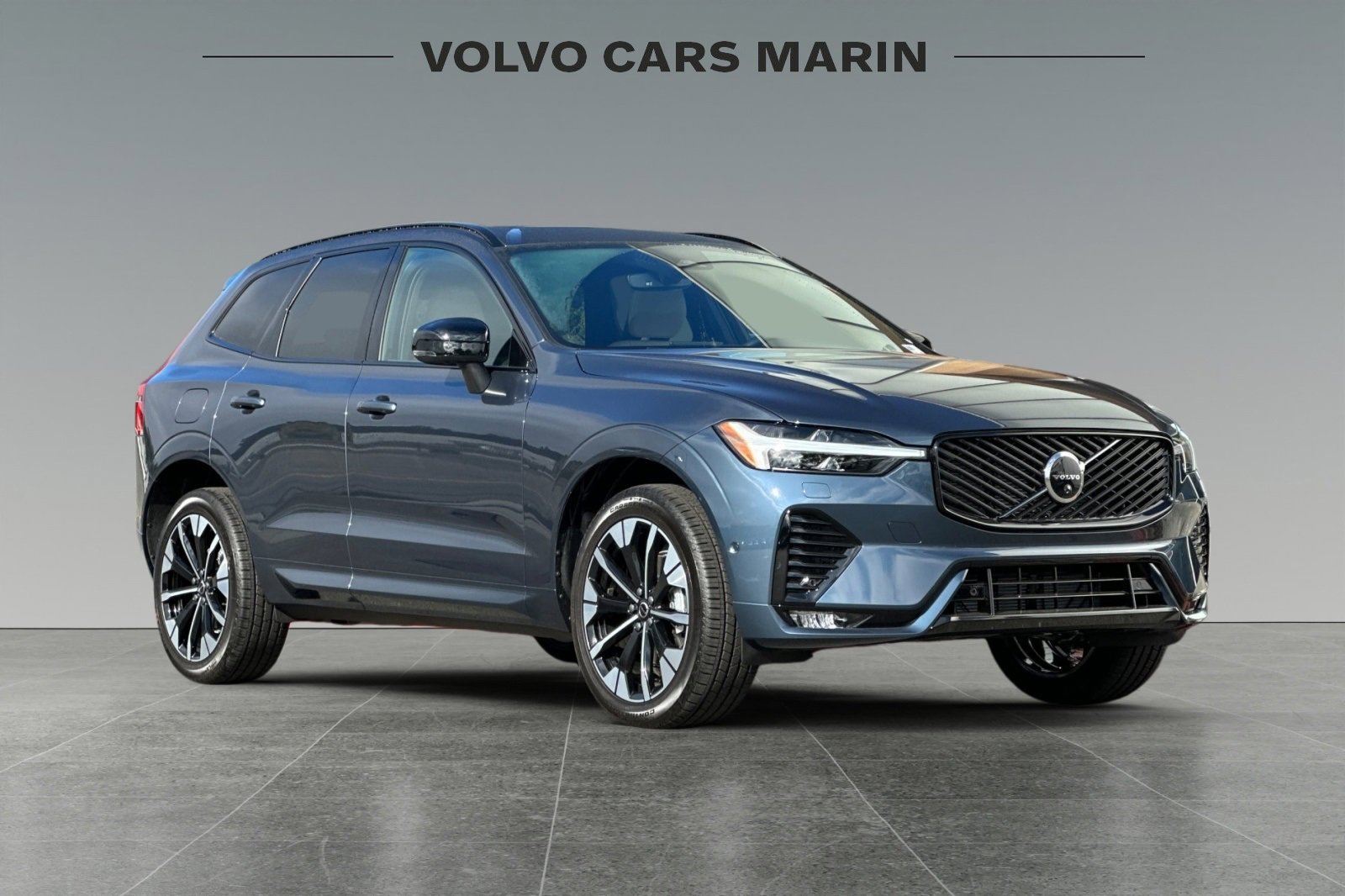 New 2026 Volvo XC60 B5 Plus w/ Protection Package Premier image 9