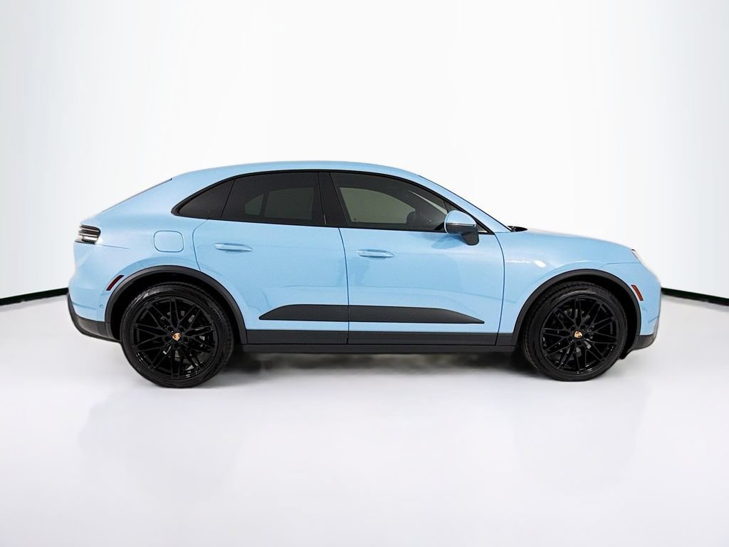 New 2026 Porsche Macan Electric RWD image 8