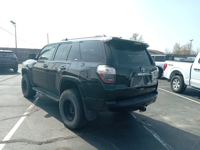 Used 2020 Toyota 4Runner SR5 Premium image 5