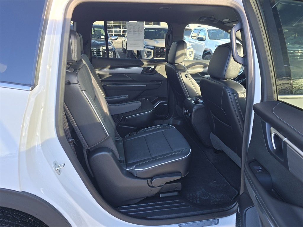 Certified 2025 Buick Enclave Preferred image 32