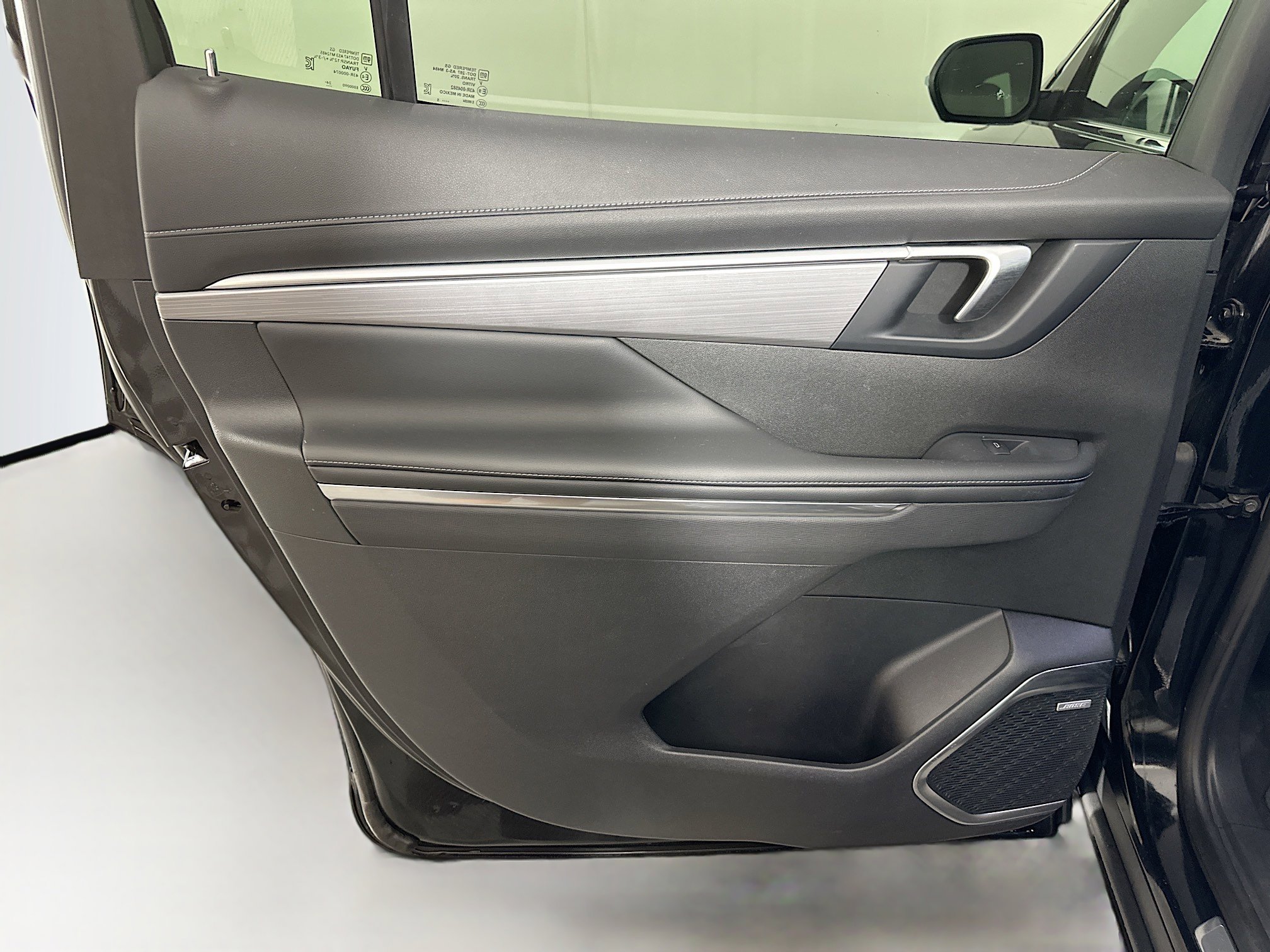 Used 2025 Buick Enclave Preferred image 26