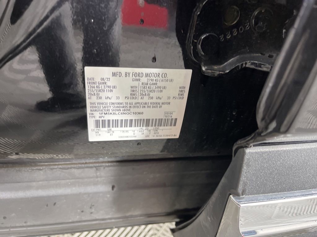 Used 2022 Ford Explorer King Ranch w/ Technology Package image 35