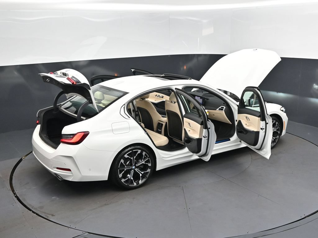 Used 2026 BMW 330i Sedan w/ Convenience Package RWD image 49